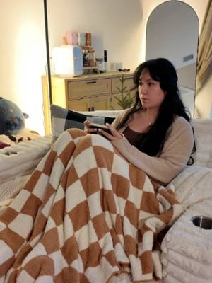 it really is that easy to have a netflix game night  🎮 #gaming #netflixgames