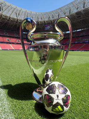 Who deserves this most? 🏆🥇 #UCL #UCLfinal #ParisvsArsenal 