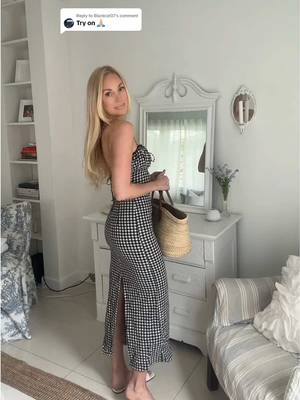 Replying to @Blackcat07 gingham summer look🍋 #zara #zarasdress #ginghamdress #summeeoutfits #chicstyle 