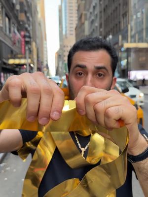 Creating my own currency #traxnyc #gold #currency 