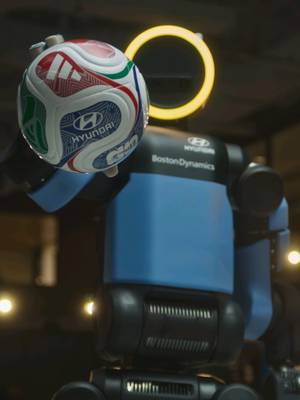 Atlas reveals the Ghost Rabona. Atlas takes the Rabona further combining precision, control, and deception. Pushing the limits of movement, Atlas unlocks new possibilities in robotics through football. Next Starts Now #Hyundai #BostonDynamics #NextStartsNow #Atlas #SchoolofFootball 