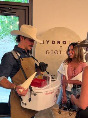 The Cannoli Cowboy in Nashville at the @GIGIPIP x @HYDROJUG event 🤠🎉 #fyp #cowboy #nashville #rileygreen #foryoupage 