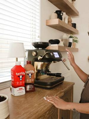 Fairlife ultra-filtered milk has 50% more protein and 50% less sugar than regular milk. As a mom and a barista, that’s why fairlife is my go-to. @fairlife  #fairlifepartner #ad 