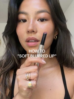 Your lips but better with the new @Hourglass Cosmetics Phantom Blur Balms #ad #blurredlip #hourglasscosmetics #lipcombo #bittenlip 