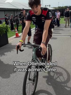 help @Ollie Bearman #f1 #canadiangp #f1drivers #olliebearman 
