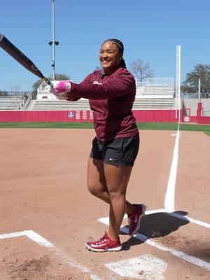 Baseball vs. Softball Home Run Derby 😳 #baseball #softball #homerun #perfectgame #MLB 