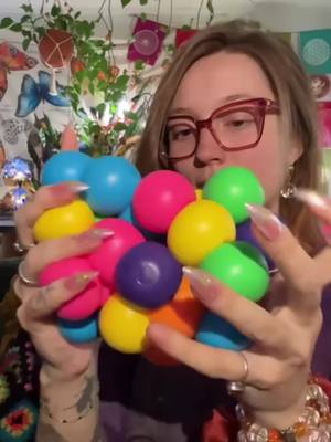 FRIDAY is extra squishy thanks to creator @🌟🫧🧶Abstroneer🧶🫧🌟 , who’s serving #ASMR relaxation with Crayola Globbles. If your brain needed a soft, squishy reset, consider this your sign. 💫 There’s something endlessly satisfying about the way Globbles smoosh, stretch, squish, and pop that takes sensory magic to a whole new level. #CrayolaGlobbles #SquishyASMR #KidsToys