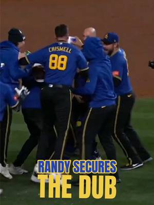 RANDY WALKS IT OFF! #mariners #walkoff #walkoffwin #randyarozarena 
