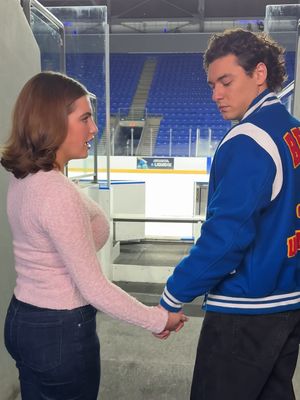 Wellsy (and Graham), you're gonna have to loosen up if you're dating. #offcampus