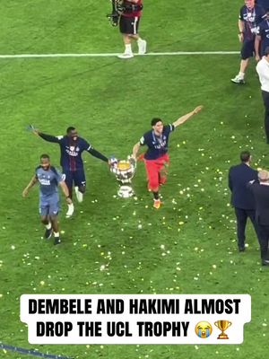 PSG WIN AGAIN… 😭🏆 🎥 (IG/journaldesparisiens) #risingballers #viral #championsleague #psg #football 
