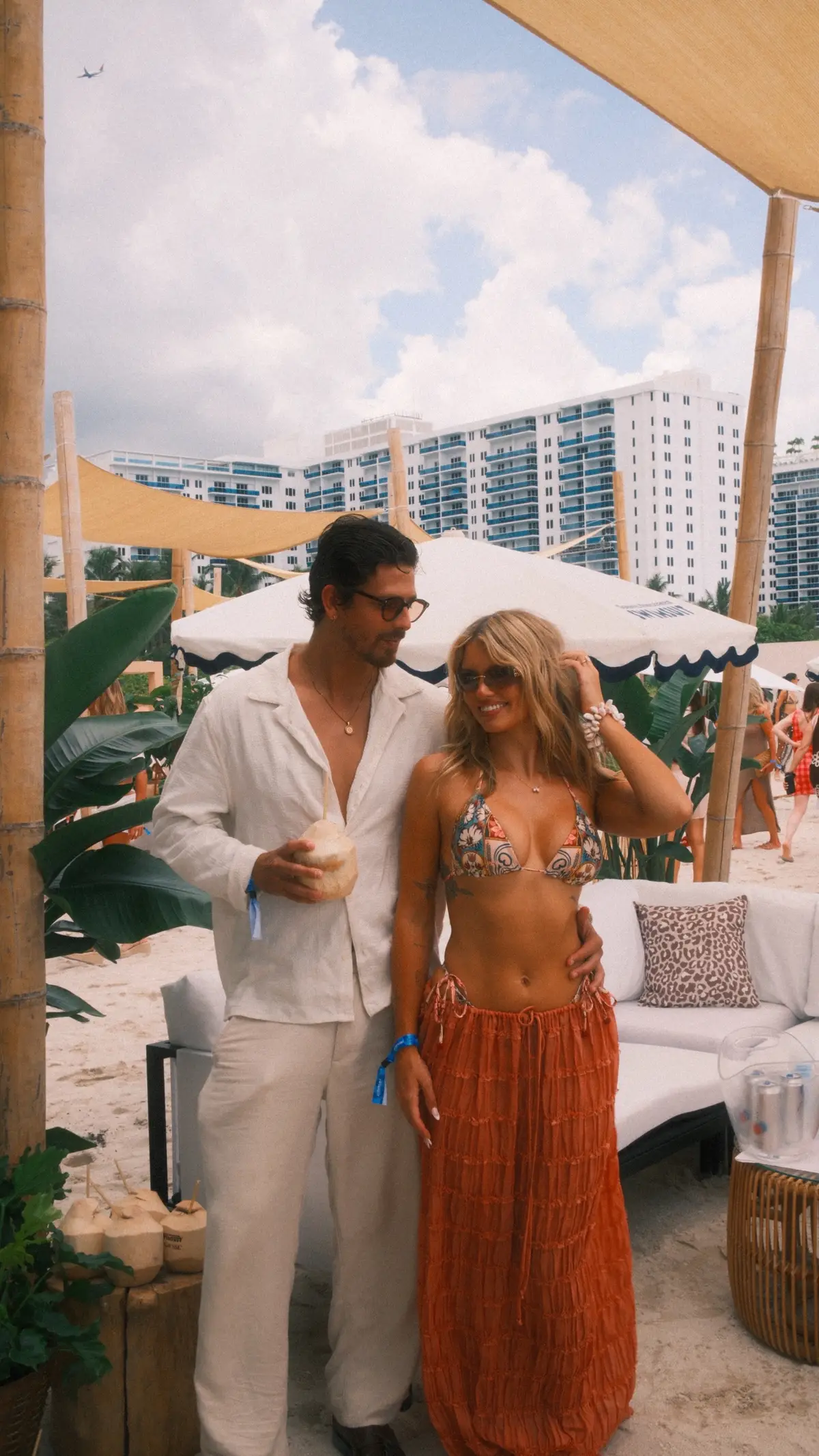 #NeutrogenaPartner My first Miami Swim Week has been a total success so far!! I couldn’t do it without my @Neutrogena Ultra Sheer Invisible Gel SPF 40 sunscreen. I’ve been loving it as a primer before my makeup, it’s invisible protection i can trust ☀️🏝️🤍 @Amazon 