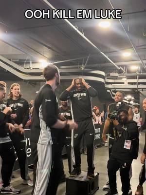 Luke Kornet’s block was HUGE in Game 7 👋 (via @Monica Manalo) #NBA #lukekornet #spurs  