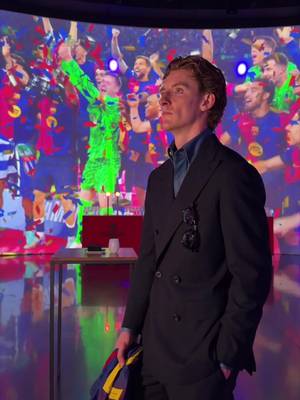 Admiring the greatness of Barça. #fcbarcelona #barçaontiktok @Anthony Gordon 