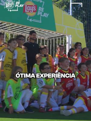 Dominik Szoboszlai e Orsolya Dencz celebram a nova geração de craques do futebol húngaro no evento Lay's RePlay, em Budapeste 🙌 @Lay’s Football #football #Soccer #LaysRePlay #uclfinal