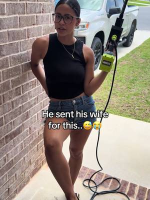 This is a cordless pressure washer for all your cleaning needs #pressurewasher #cordlesspressurewasher 