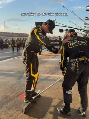 You mean, you don’t dry your pit box like this? #nascar 