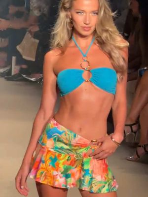 Except my parents would never say that lol #modeling #miamiswimweek #swimweek #miami 