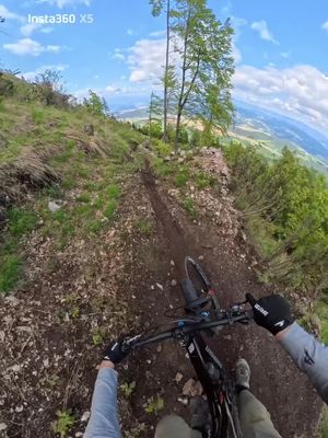 Single Track Heaven. Filmed on @insta360 official #X5 #insta360x5 