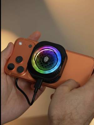 This phone cooler gets to -25°C 🤯 Would you use this on your phone? The REDMAGIC Cryo Cooler 8 Pro can cool devices down to -25°C, and you can actually feel it working within seconds. Definitely useful if your phone struggles with heat during gaming or long sessions. #REDMAGIC #REDMAGICCooler8Pro