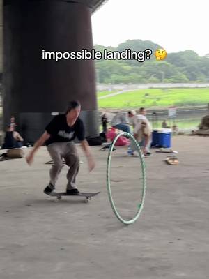 regular hula hoop ❌, skating through a hula hoop ✅ 🛹: @Ryan Decenzo, @Red Bull Skateboarding  #Skate #Skateboarding #Challenge #RedBull #GivesYouWiiings 