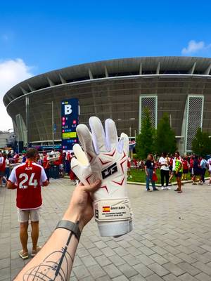 Miles travelled. Memories made. We’ll be back 🤜🤛 #UCL #uclfinal #goalkeeper #goalkeepergloves