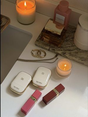 #ad the perfect cool toned lip & blush duo from @Dolce&Gabbana find it @sephora and in my sephora storefront #sephorasquad #DGBeauty wearing the Cherry Glaze Bar in shade 05 Whimsical Berry and the Rose Dew Lip Bite in shade 02 Dainty Mauve
