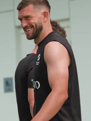 Pulling up to training in style 🕺 WARMUP MATCHES | FLORIDA 📌 🇳🇿⚔️🇭🇹 | 3 June 12pm NZ, Chase Stadium 🇳🇿⚔️🏴󠁧󠁢󠁥󠁮󠁧󠁿 | 7 June 8am NZ, Raymond James Stadium 🎥 Watch live on TVNZ 🎟️ Tickets in bio
