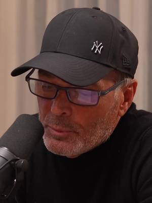 Gad Elmaleh face à un choix cornélien : porc quotidien ou cuite bi-quotidienne ? Sa réponse va vous surprendre.