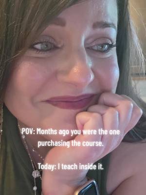 The plot twist I didn't see coming: I stopped asking, "Can I do this?" And started helping others do it too. ✨ #ugccreator #contentcreator #ugccommunity #ugccontentcreator #ugcmentor 