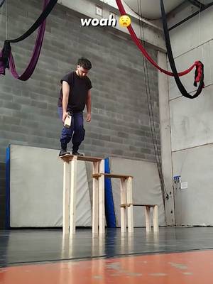 #balance on another level w/ @gabrieldibaia #height #balancedtraining #talented