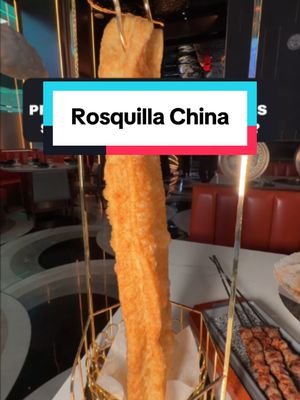 Vine por el hot pot, me quedo por la rosquilla china. ✨🤤 📍@resortsworldlv #VegasFoodie #VegasRestaurants #VegasLuxe