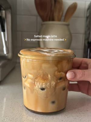 Salted maple latte w/ maple cold foam 🍁 no espresso machine needed !!!  Recipe:  2 tbsp instant espresso mixed with 1 tbsp maple syrup, 1 tsp vanilla bean paste, pinch of salt, dash of cinnamon- mix 4-6 tbsp water and froth together  Add ice & milk  Cold Foam:  2 tbsp heavy cream, 1tbsp maple syrup  #coffee #coffeeathome #coffeetiktok #coffeerecipe #instantespresso 