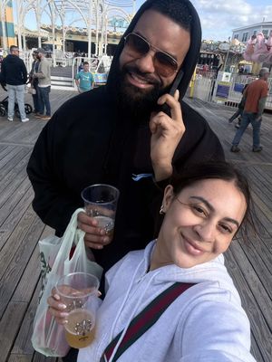 this man is never not working lately 😭 but we’re working towards the bigger picture so I know it’s only a phase @Alex Foxx  Wife humor, wife comedy, relationship humor, relationship comedy, on a walk with my husband, provider husband