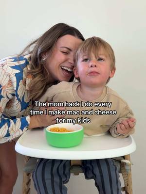 The mom hack I do every time I make mac and cheese for my kids🧀🍳 I always stir in scrambled eggs for protein and to keep that blood sugar balanced 👌🏼. Keeps my kids full longer, supports their growing bodies and helps prevent the afternoon crash 😅 Am I the only one who does this?