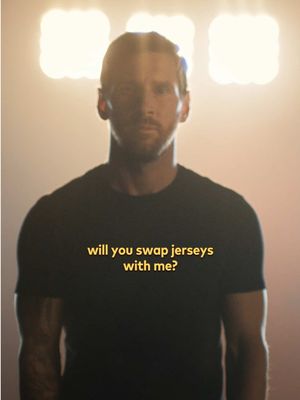 In soccer, a jersey swap means respect. And swapping with #leomessi? That’s legendary. 🐐 One of his most meaningful swaps yet… coming soon. 👀 En el fútbol, ​​intercambiar camisetas es sinónimo de respeto. ¿Y hacerlo con #leomessi? ¡Eso sí que es legendario! 🐐 Uno de sus intercambios más significativos hasta la fecha… próximamente. 👀