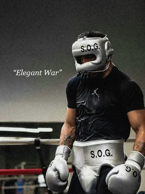 “Elegant War” Drop is live on the site now! #boxing #boxeo #boxinglife #boxingtraining 