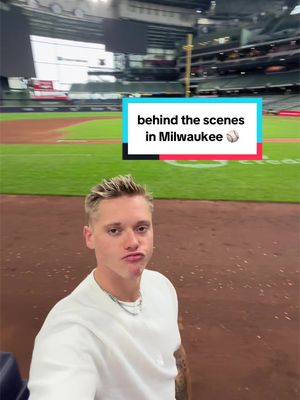 behind the scenes in the @Brewers visiting clubhouse and more 👀 #baseball #milwaukee #brewers #travel 