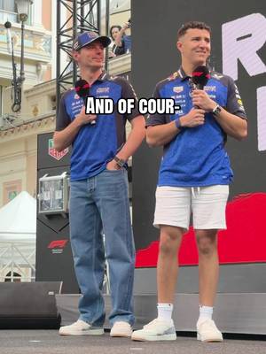 THE BAGGY JEANS ARE BACK!! 😱 #f1 #maxverstappen #jeans 