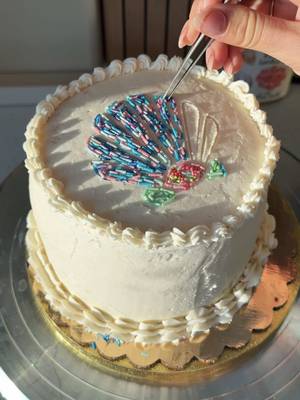 Sprinkle embroidering a cake is oddly relaxing to me 🫣 I love doing cake designs like this even though it takes hours (lol)  Last two sprinkle cake are by @Layne Fable & @Rhy 🌺 🐚 