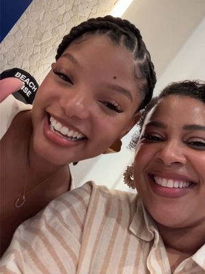 Halle Bailey is adorable, had the pleasure of meeting her yesterday she was the hosted of the summer soiree in NYC with @Grey Goose for their new Berry Rouge ✨ #greygoose #hallebailey #fyp #celebrity #nycevents 