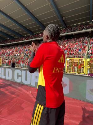 Amadou loved the stadion music. 🎵