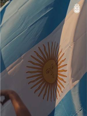 #SelecciónMayor Victoria ante Honduras para seguir calentando motores en la previa de la Copa del Mundo 🏆.  ¡Juntos siempre! 🤜🏼🤛🏼 🇦🇷