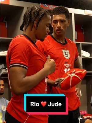 “I’m speechless!” 🥹 #england #threelions #JudeBellingham #RioNgumoha 