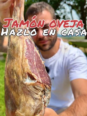 🐑JAMÓN DE OVEJA🐑 “Hazlo en casa” Si tienes la ocasión de juntarte con una pata de oveja, corzo, ciervo o incluso jabalí te reto a hacerlo tal cual en tu casa. . . . #jamon #oveja #casero #casa 