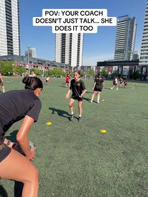 A coach can tell you what to do. A great coach can show you. At AFT, we don’t just talk about the standard—we jump in and set it. ⚔️ Every rep matters, and if we’re asking players to do it, we’re ready to do it too. High-level technical work from PA Day Clinic. 🚀 📲 Contact us: 🌐 AbsoluteFootballTraining.com 📧 info@absolutefootballtraining.com 📩 DM us @absolutefootballtraining @coachabz_  #canadasoccer #torontosoccer #technicaldevelopment #absolutefootball #absolutefootballtraining 