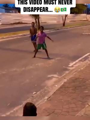 Just wait for it… This is why we love football ❤️ #risingballers #fyp #viral #football #footy 