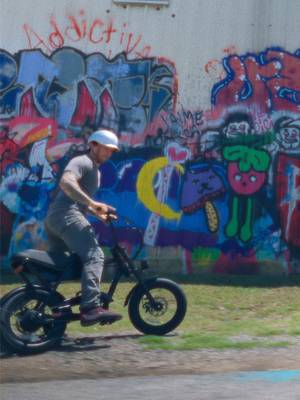 This might be the easiest way to make quick rides way more fun 🚲⚡️ #GoTrax #Ranger16 #EBikeLife #ridewithmechallenge 