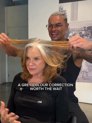 Grey blending isn't about covering your greys... it's about learning how to embrace them in a way that feels effortless, modern, and completely you ✨ This beautiful transformation was all about enhancing what was already there, creating softness, dimension, and a result that will grow out seamlessly! 🔥 Comment 'correction' to see the full break down!