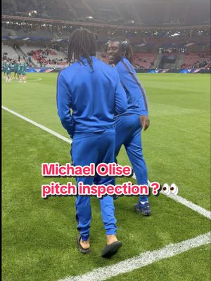 Look Manu Koné’s reaction 🤣💙 #olise #equipedefrance #worldcup #Football #worldcup 