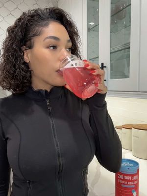 Not @Vital Proteins Shop bringing back a flavor that tastes like pure childhood! 😭🍧 #VitalPartner The limited edition Ice Pop collagen peptides have been my faveee latelyyy to support my hair, skin, nails and joints.** A quick lil serving before I head out the house and I’m good 💅🏽 **These statements have not been evaluated by the Food and Drug Administration. This product is not intended to diagnose, treat, cure, or prevent any disease. 